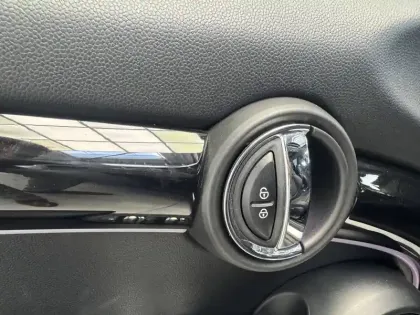 Photo 22 Mini Mini Hatch 5 Portes Cooper 136 ch DKG7