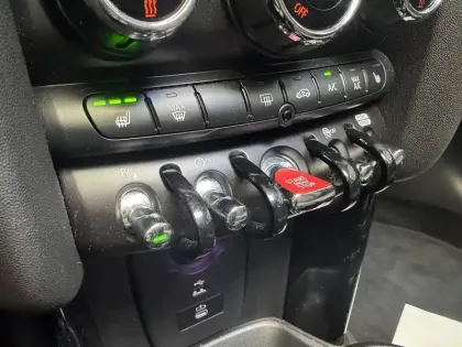 Photo 36 Mini Mini Hatch 5 Portes Cooper 136 ch DKG7