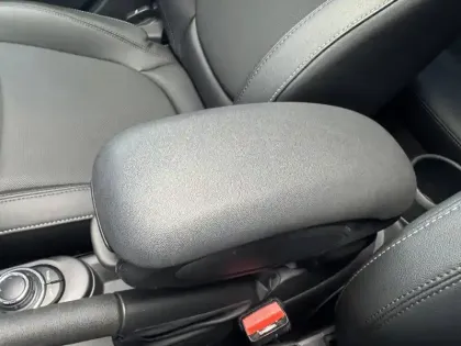 Photo 45 Mini Mini Hatch 5 Portes Cooper 136 ch DKG7