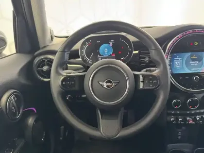 Photo 56 Mini Mini Hatch 5 Portes Cooper 136 ch DKG7