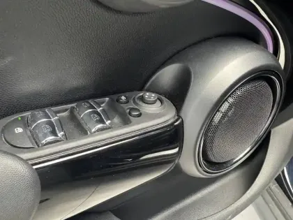 Photo 21 Mini Mini Hatch 5 Portes Cooper 136 ch DKG7