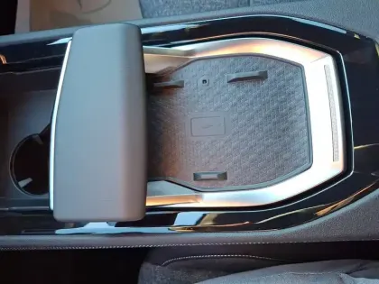 Photo 45 Renault Austral  full hybrid E-Tech 200 ch