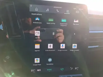 Photo 40 Renault Austral  full hybrid E-Tech 200 ch