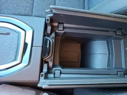 Photo 48 Renault Austral  full hybrid E-Tech 200 ch