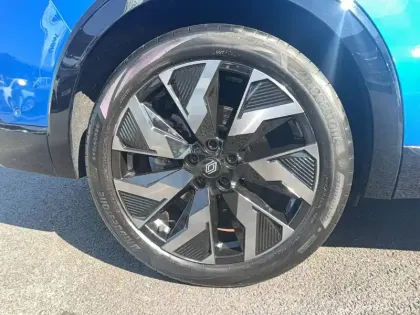 Photo 13 Renault Rafale  E-Tech full hybrid 200 ch