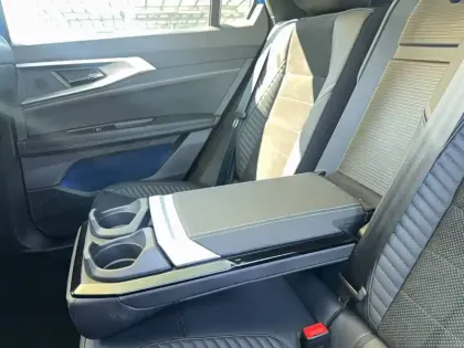 Photo 27 Renault Rafale  E-Tech full hybrid 200 ch