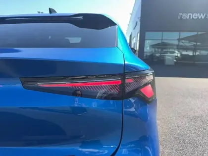 Photo 35 Renault Rafale  E-Tech full hybrid 200 ch