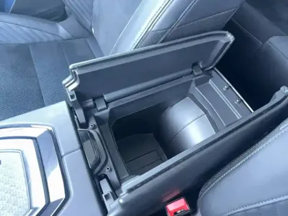 Photo 57 Renault Rafale  E-Tech full hybrid 200 ch