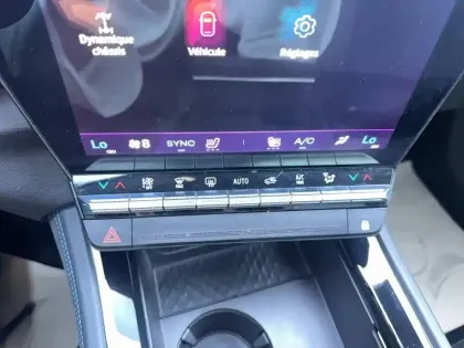 Photo 53 Renault Rafale  E-Tech full hybrid 200 ch