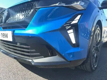 Photo 33 Renault Rafale  E-Tech full hybrid 200 ch