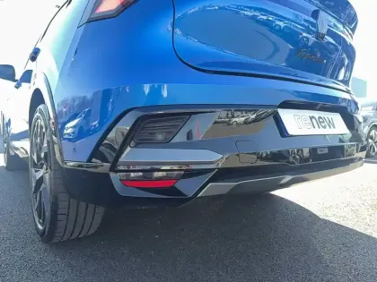 Photo 15 Renault Rafale  E-Tech full hybrid 200 ch