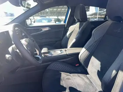 Photo 9 Renault Rafale  E-Tech full hybrid 200 ch