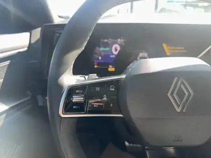 Photo 39 Renault Rafale  E-Tech full hybrid 200 ch