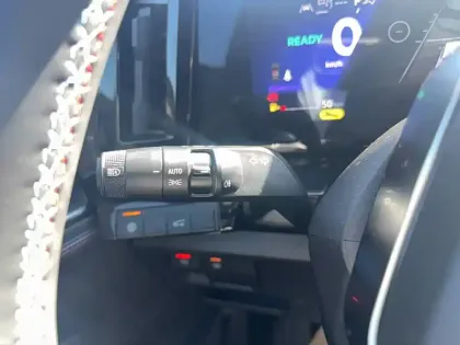 Photo 41 Renault Rafale  E-Tech full hybrid 200 ch