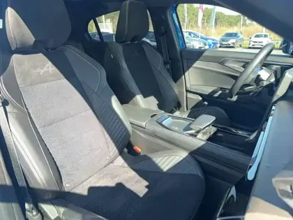 Photo 11 Renault Rafale  E-Tech full hybrid 200 ch