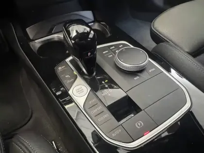 Photo 36 BMW Serie 1 Gén. III (F40) Ph2 M Sport 5