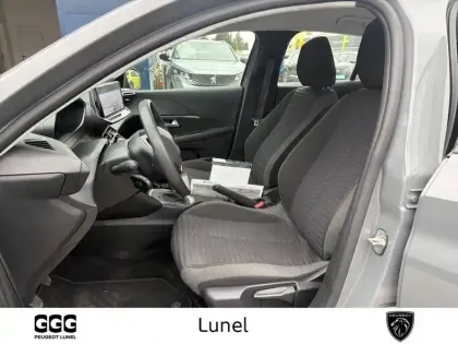 Photo 8 Peugeot 208  PureTech 100 S&S BVM6