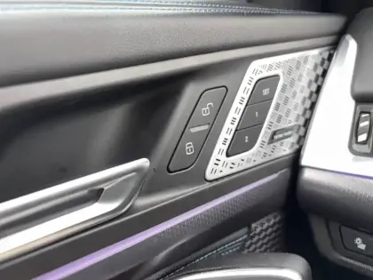 Photo 27 BMW X1 i xDrive30 313ch BVA