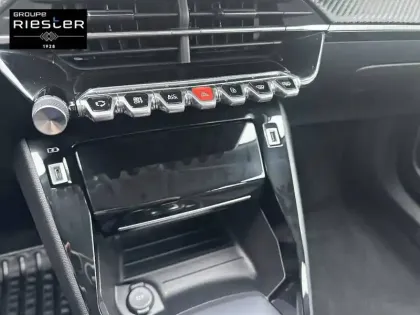 Photo 21 Peugeot 2008 Gén. II Ph1 Active 5