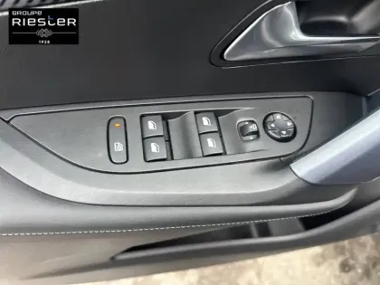 Photo 14 Peugeot 2008 Gén. II Ph1 Active 5