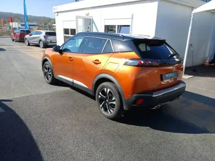 Photo 6 Peugeot 2008  PureTech 130 S&S EAT8