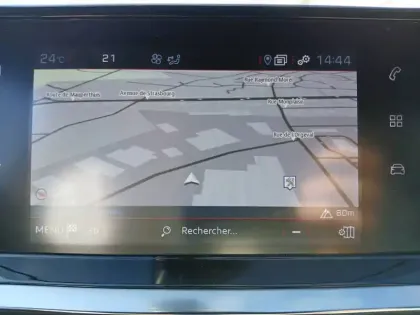 Photo 13 Peugeot 2008  PureTech 130 S&S EAT8