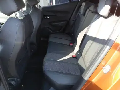 Photo 9 Peugeot 2008  PureTech 130 S&S EAT8