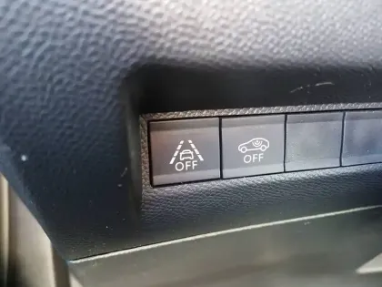 Photo 17 Peugeot 2008  PureTech 130 S&S EAT8