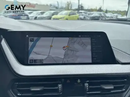 Photo 14 BMW Serie 1 118i 136 ch DKG7