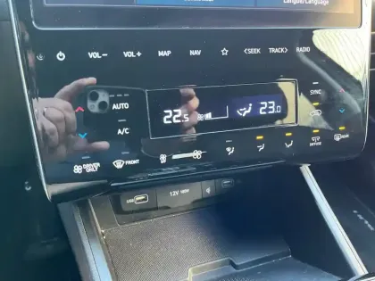 Photo 23 Hyundai Tucson  1.6 T-GDI 230 Hybrid BVA6