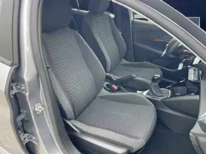 Photo 18 Peugeot 208  PureTech 75 S&S BVM5