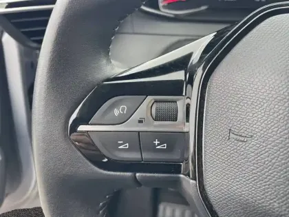 Photo 50 Peugeot 208 Gén. II Ph1 NG Active 5