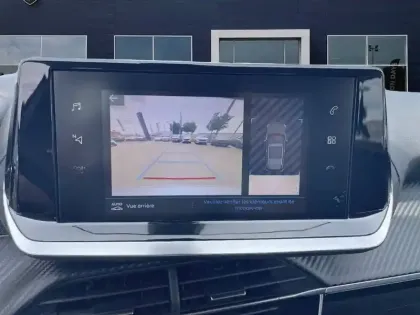 Photo 21 Peugeot 2008  PureTech 130 S&S EAT8