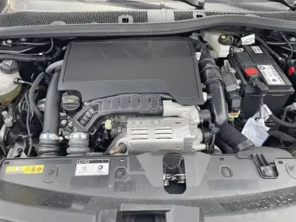 Photo 9 Peugeot 2008  PureTech 130 S&S EAT8