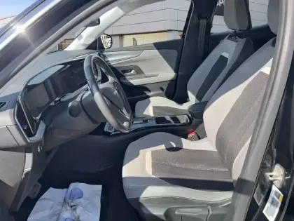 Photo 8 Opel Mokka  Electrique 136 ch & Batterie 50 kWh