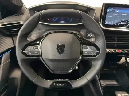 Photo 29 Peugeot 208  Electrique 54 kWh 156ch