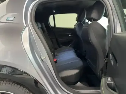 Photo 13 Peugeot 208  Electrique 54 kWh 156ch