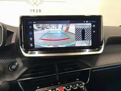 Photo 21 Peugeot 208  Electrique 54 kWh 156ch