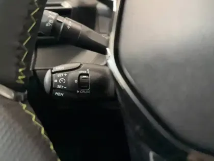 Photo 26 Peugeot 208  Electrique 54 kWh 156ch