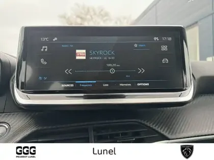 Photo 53 Peugeot 208  PureTech 100 S&S BVM6