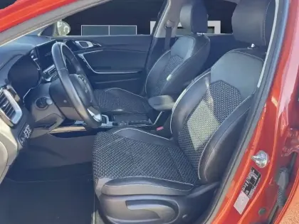 Photo 13 Kia Xceed  1.6 GDi PHEV 141ch DCT6