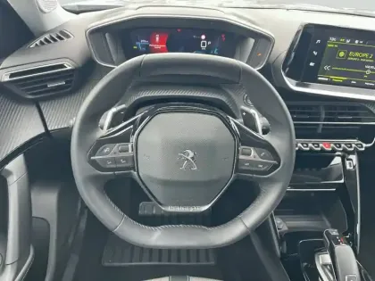 Photo 15 Peugeot 2008  PureTech 130 S&S EAT8