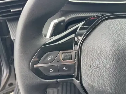 Photo 25 Peugeot 2008  PureTech 130 S&S EAT8