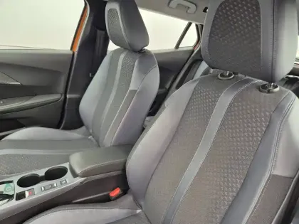 Photo 46 Peugeot 2008  PureTech 130 S&S EAT8