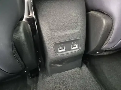 Photo 35 Peugeot 2008 Gén. II Ph1 Allure 5