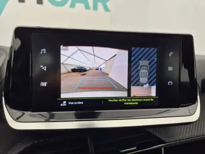 Photo 80 Peugeot 2008  PureTech 130 S&S EAT8