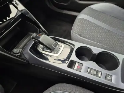 Photo 73 Peugeot 2008  PureTech 130 S&S EAT8