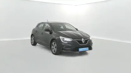 Photo 41 Renault Megane  IV Berline Blue dCi 115 EDC