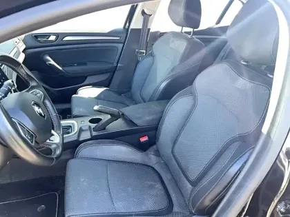 Photo 21 Renault Megane  IV Berline Blue dCi 115 EDC