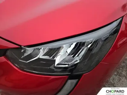 Photo 100 Peugeot 208  PureTech 75 S&S BVM5